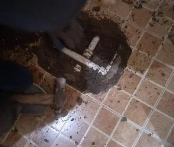 白云鄂博卫生间漏水维修公司为您分享下卫生间渗水如何处理及注意事项